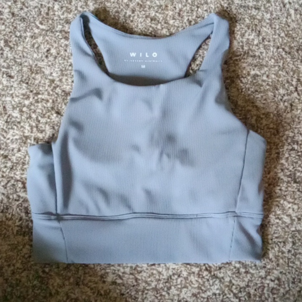 Padded sportsbra workout top